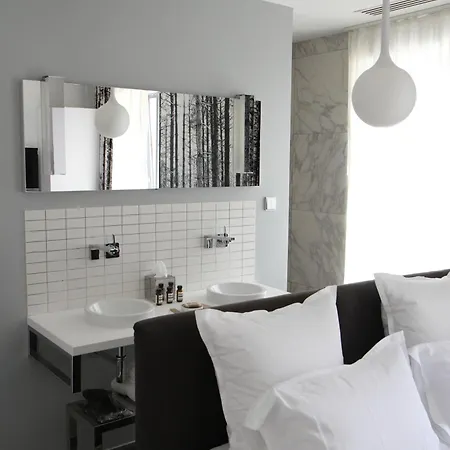 Hotell Quatorze