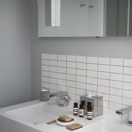 Готель Quatorze 4*