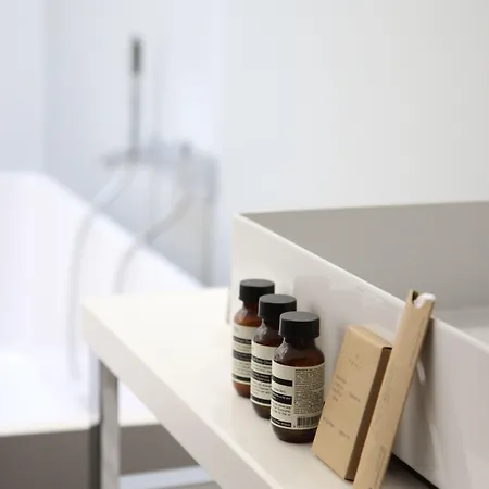 Готель Quatorze 4*