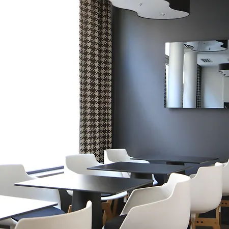 Quatorze 4* Κολμάρ