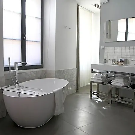 Hotel Quatorze