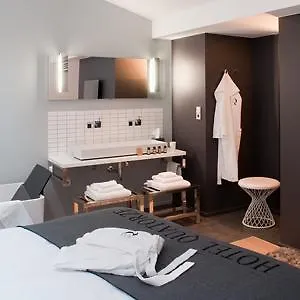 Quatorze Κολμάρ